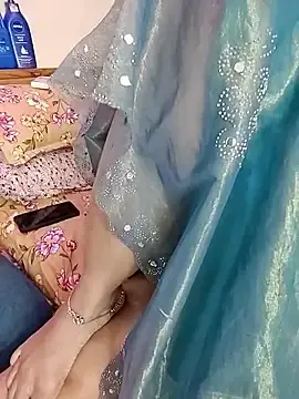 Stripchat Watch Live Sex Cams of kaamuk_shweta