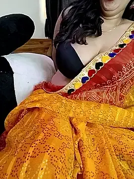 Stripchat Live Sex of kaamuk_shweta
