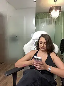 Stripchat Live Sex Cam of ClaraaJoy
