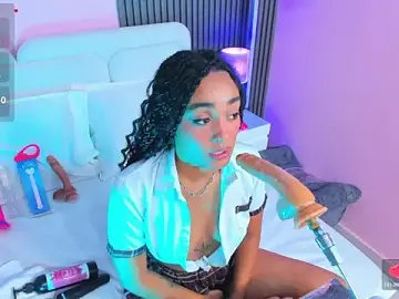 Stripchat Live Porn of Clawdeen__wolf