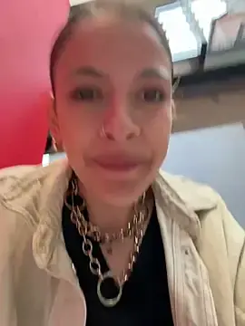 Stripchat Sex Cam of alana15