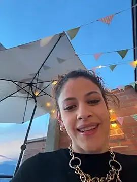 Stripchat Live Sex of alana15