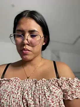 Stripchat Free Porn Cam of alysson_18