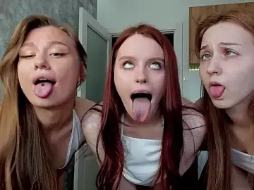 Stripchat Nude Webcam of monnymoonn