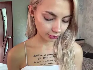 Stripchat Free Live Porn of SweetBerryes
