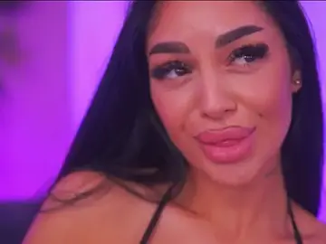 Stripchat Live Sex Cam of LatinaMorene