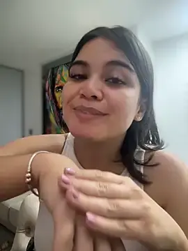 Stripchat Best live sex cam show of CamilaSofiia