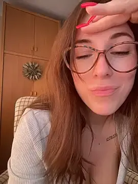 Stripchat Sex Chat of MommmyYummy