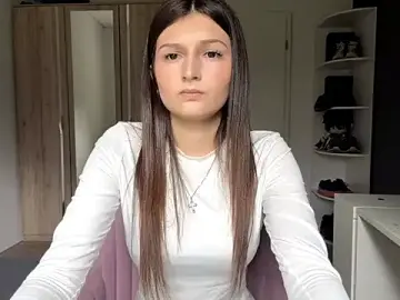 Stripchat Live Sex of SpanishRooter
