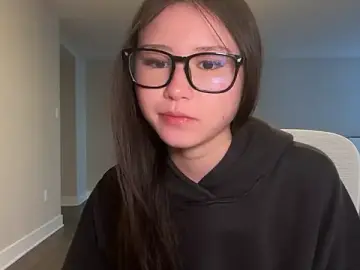 Stripchat Free Live Porn of luvvivii