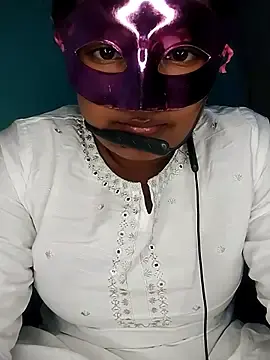 Stripchat Sex Cam of mimi87hoty