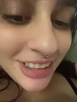 Stripchat Best live sex cam show of pudizinhaa_