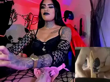Stripchat Sex Cam of deborah_tatto