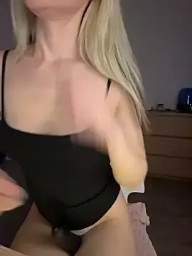 Stripchat Adult Webcam of xDinnax