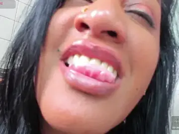 Stripchat Sex Cam of LadyNahir