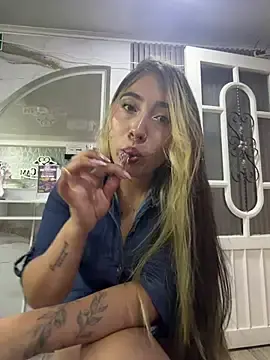 Stripchat Free Live Porn of ManuelaVeeleez
