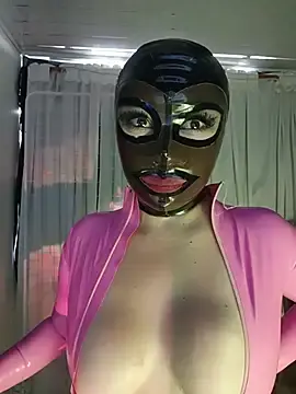 Stripchat Free Live Porn of LatexDevil_Blondie