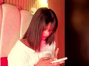 Stripchat Watch Live Sex Cams of Milu_carbajal_x