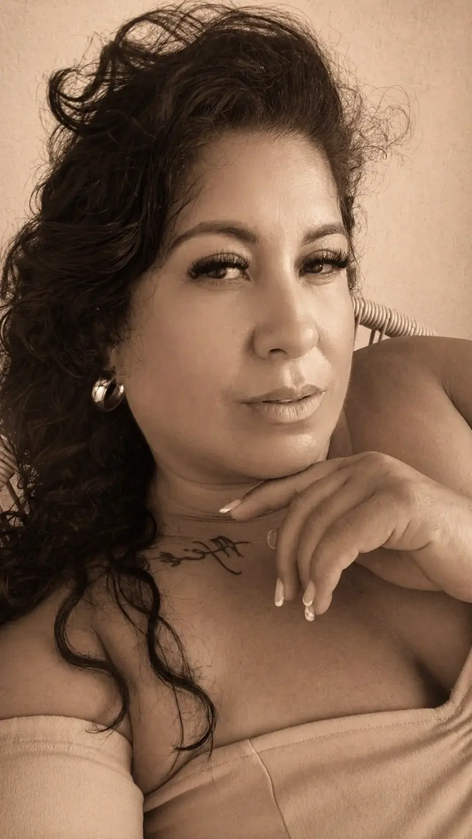 CurvyFireLatina