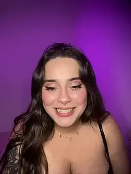 Stripchat Live Sex Cam of PutaYasmim