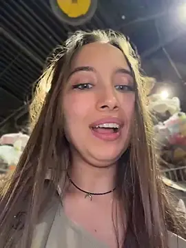 Stripchat Free Porn Cam of ICrazyOneIRL