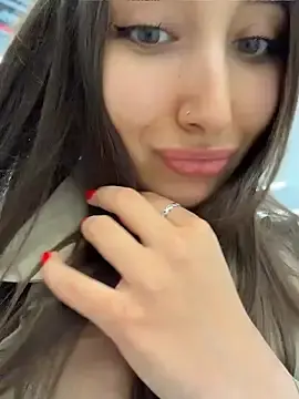 Stripchat Live Sex Cam of ICrazyOneIRL