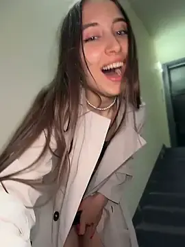 Stripchat Free Porn Cam of ICrazyOneIRL