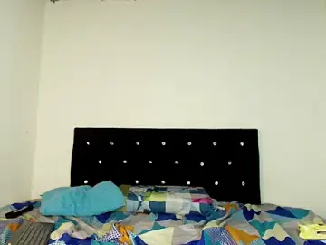 Stripchat Live Sex Cam of Kymberlyandlucas2