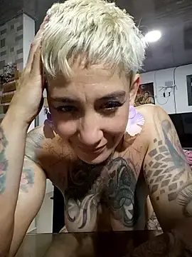 Stripchat Sex Cam of Everlyn_sexx