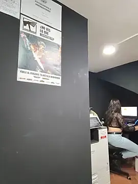 Stripchat Live Sex Cam of MissNyraSecret