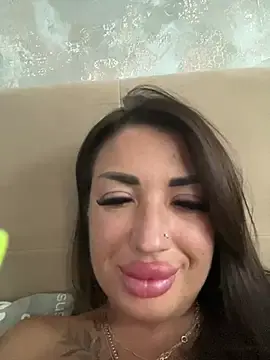 Stripchat Nude Webcam of RuslanaXX