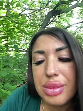 Stripchat Free Porn Cam of RuslanaXX