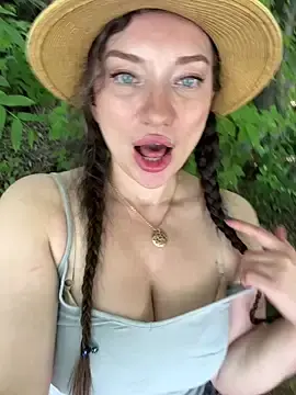 Stripchat Watch Live Sex Cams of MooonReal