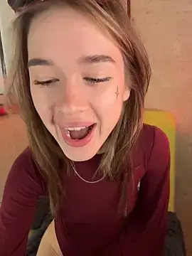 Stripchat Watch Live Sex Cams of Marryme-