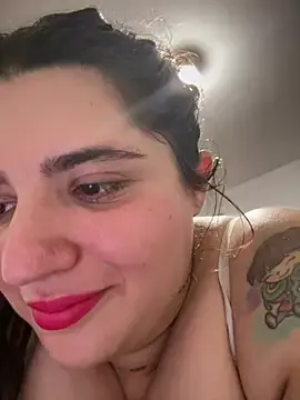 Stripchat Sex Chat of horny_roomiess