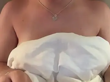 Stripchat Free Live Porn of Lucyschickt