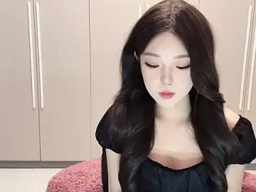Stripchat Free Live Porn of QOiio