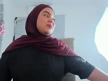 Stripchat Watch Live Sex Cams of Habi_arabic