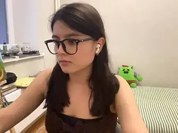 Stripchat Nude Webcam of SaintMari