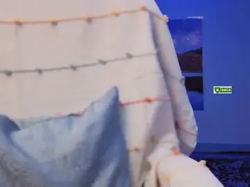 Stripchat Free Porn Cam of Royal_girl_1