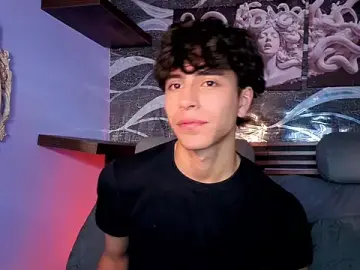 Stripchat Live Porn of Michaell_Peters