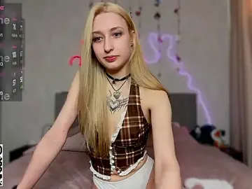 Stripchat Live Sex Cam of Emma_Willson