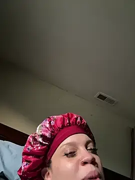 Stripchat Best live sex cam show of QueenNuttCollector