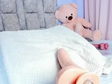Stripchat Free Live Porn of queen_yully