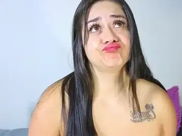 Stripchat Live Porn of nahomi_sweett