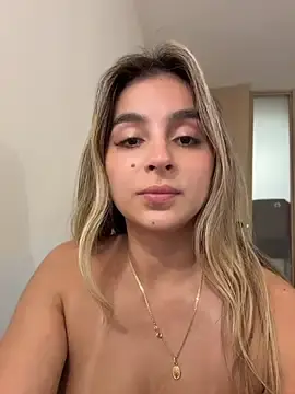 Stripchat Nude Webcam of oriana_zoeee