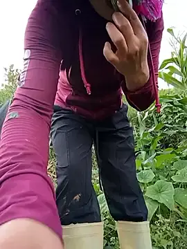 Stripchat Live Sex Cam of yu--yo