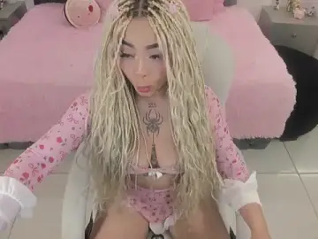 Stripchat Adult Video Chat of conny__curly