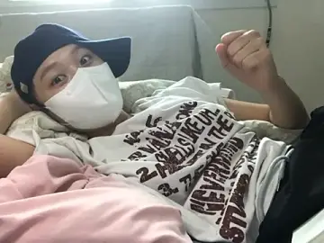 Stripchat Live Sex Cam of hypekittyboy