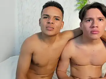 Stripchat Sex Cam of boys_roomhard